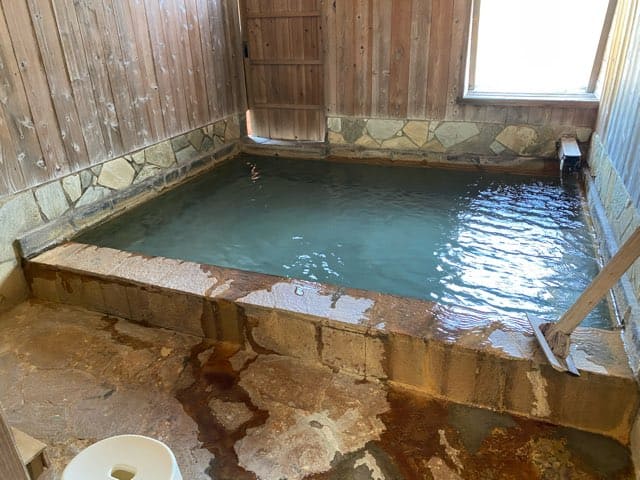 奥みょうばん山荘