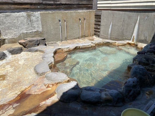 奥みょうばん山荘