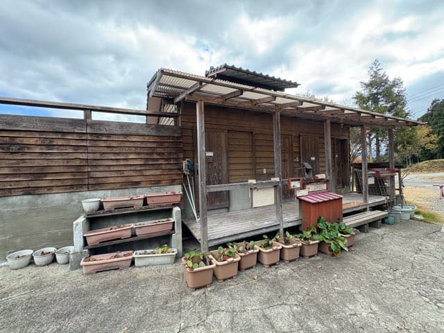 奥みょうばん山荘