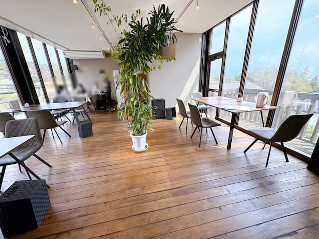 お食事処燈(あかり)