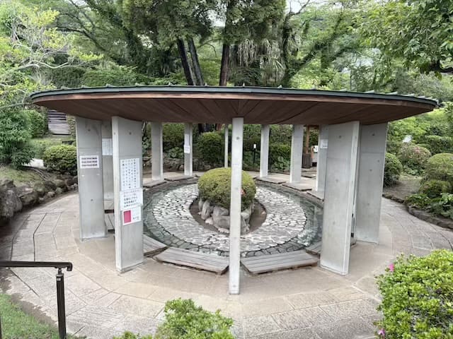 鬼石坊主地獄