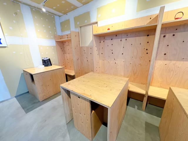 10 COFFEE BREWERS別府高架下店